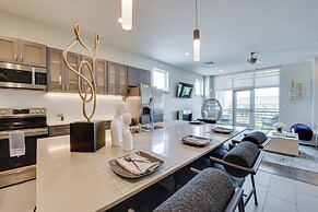 Lake Charles Retreat w/ Fireplace Near Casinos!