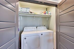 Lake Charles Retreat w/ Fireplace Near Casinos!