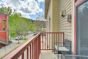 Near Trail: Dtwn Eagle Ranch Condo w/ Balcony