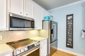 Crystal Beach Home w/ Deck + Ocean Views!