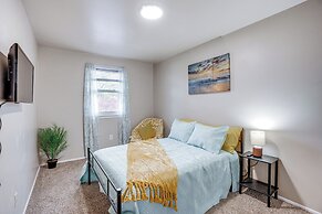 Charming Willow Grove Home w/ Patio + Fire Pit!