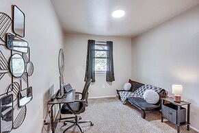 Charming Willow Grove Home w/ Patio + Fire Pit!