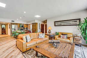 Oro Valley Retreat w/ Pool & Breathtaking Views!