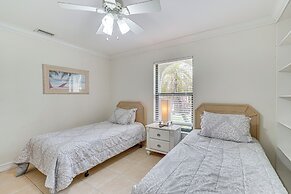 Pet-friendly Cape Coral Home w/ Lanai + Water View