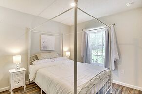 Sunny Palm Coast Home: 10 Mi to Flagler Beach!