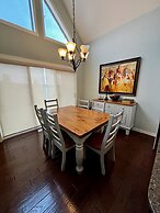 La Casa Lakeside Resort