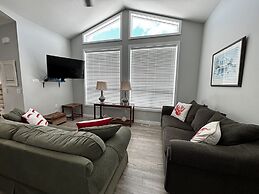 La Casa Lakeside Resort