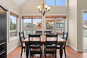 La Casa Lakeside Resort