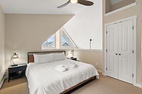 La Casa Lakeside Resort