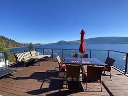 La Casa Lakeside Resort