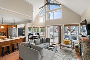 La Casa Lakeside Resort