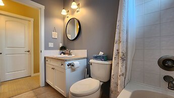 La Casa Lakeside Resort