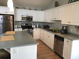 La Casa Lakeside Resort