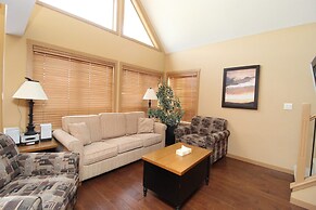 La Casa Lakeside Resort