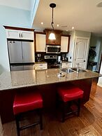 La Casa Lakeside Resort