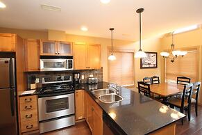 La Casa Lakeside Resort