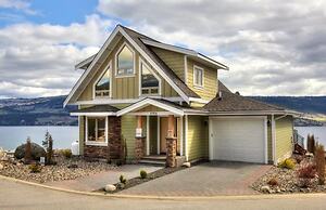 La Casa Lakeside Resort