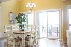 La Casa Lakeside Resort