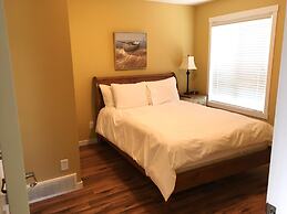 La Casa Lakeside Resort