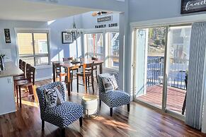 La Casa Lakeside Resort