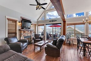 La Casa Lakeside Resort