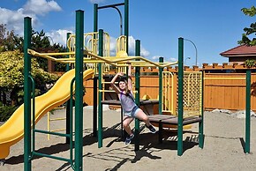 La Casa Lakeside Resort