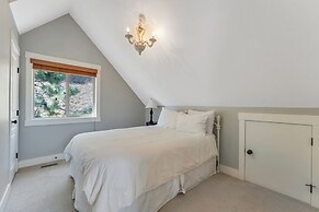 La Casa Lakeside Resort