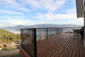 La Casa Lakeside Resort