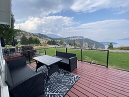 La Casa Lakeside Resort