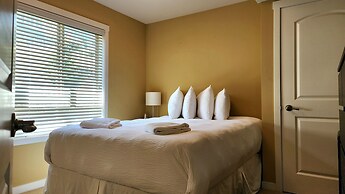 La Casa Lakeside Resort