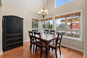 La Casa Lakeside Resort