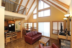 La Casa Lakeside Resort