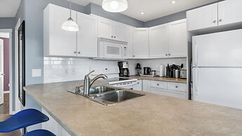 La Casa Lakeside Resort