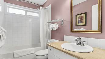 La Casa Lakeside Resort