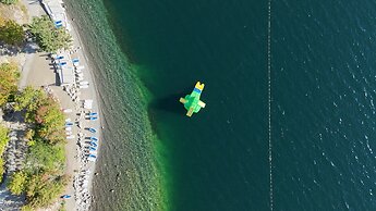 La Casa Lakeside Resort