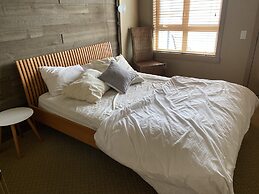 La Casa Lakeside Resort