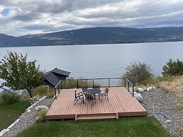 La Casa Lakeside Resort