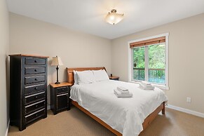 La Casa Lakeside Resort