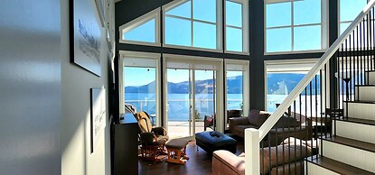 La Casa Lakeside Resort