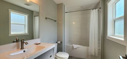 La Casa Lakeside Resort