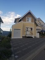 La Casa Lakeside Resort