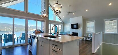 La Casa Lakeside Resort