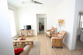 La Casa Lakeside Resort