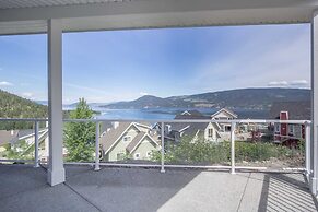 La Casa Lakeside Resort