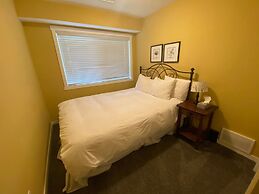 La Casa Lakeside Resort