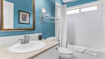 La Casa Lakeside Resort