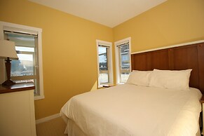 La Casa Lakeside Resort