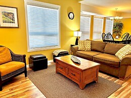 La Casa Lakeside Resort