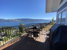 La Casa Lakeside Resort