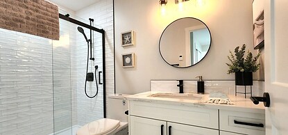 La Casa Lakeside Resort